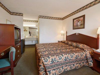 Motel Days By Wyndham Dallas 2*