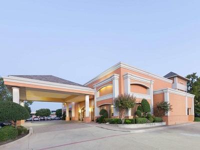 Motel Days By Wyndham Dallas 2*